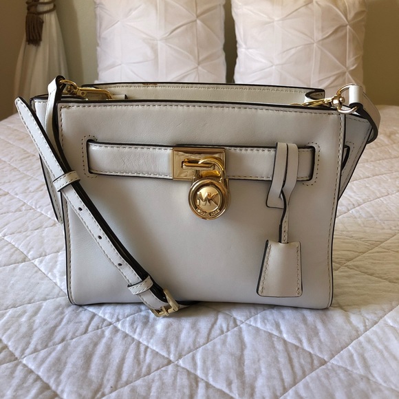 💕hp💕Michael Kors Hamilton Messenger Traveler Bag - Picture 4 of 9